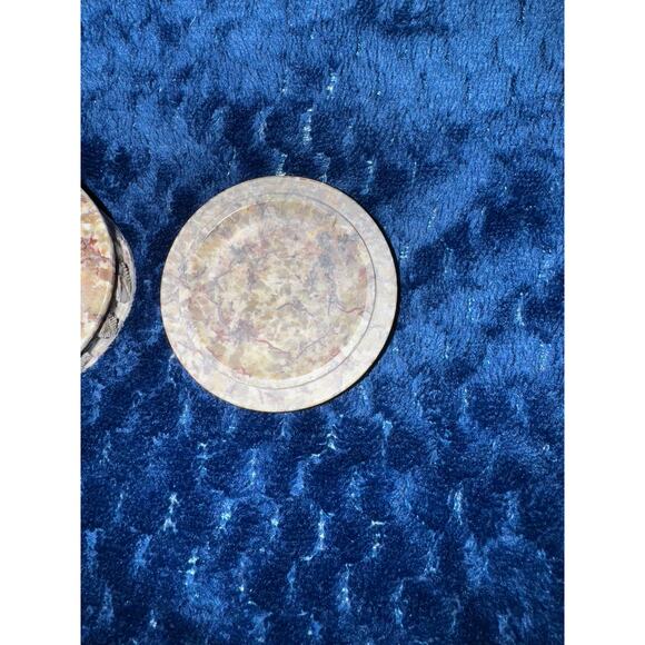 Trinket Box / Carved Semi-Precious Stone / EUC - Picture 6 of 8